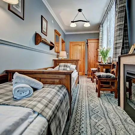 Camaro Homestay