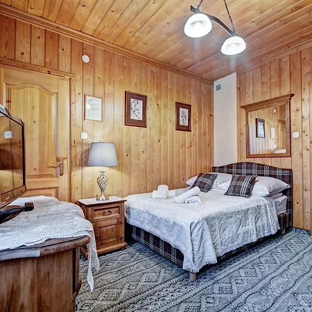 ホームステイ Camaro *