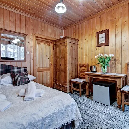 Camaro Homestay