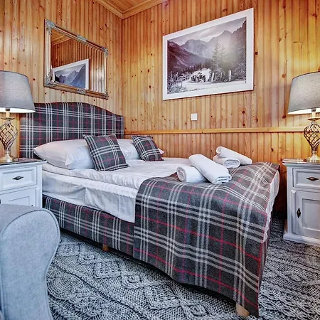 Camaro Homestay *