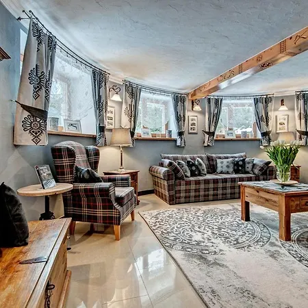 Camaro Homestay *